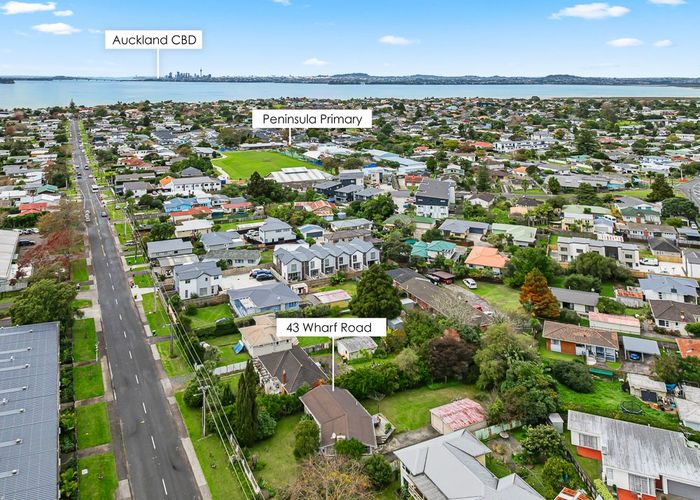  at 43 Wharf Road, Te Atatu Peninsula, Waitakere City, Auckland