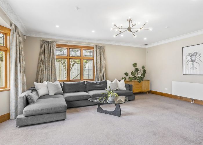  at 21 Weka Street, Miramar, Wellington