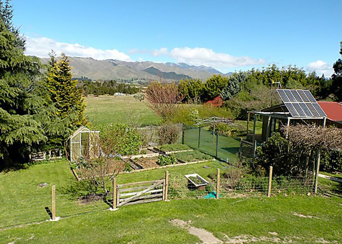  at 4023 Northbank Road, Blenheim