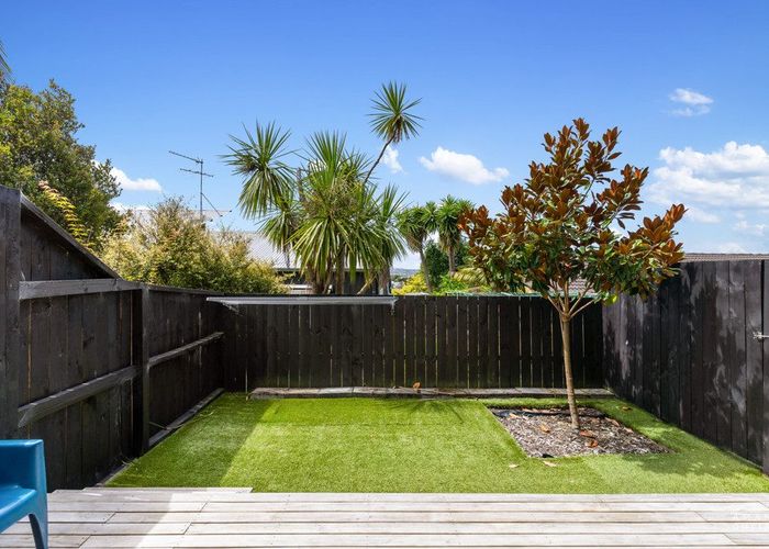  at 8/144 Titirangi Road, New Lynn, Waitakere City, Auckland