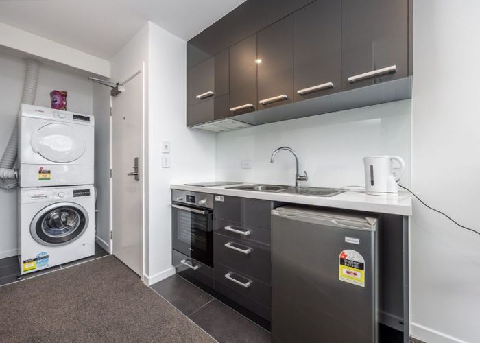  at 605B/8 Lakewood Court, Mangere, Manukau City, Auckland