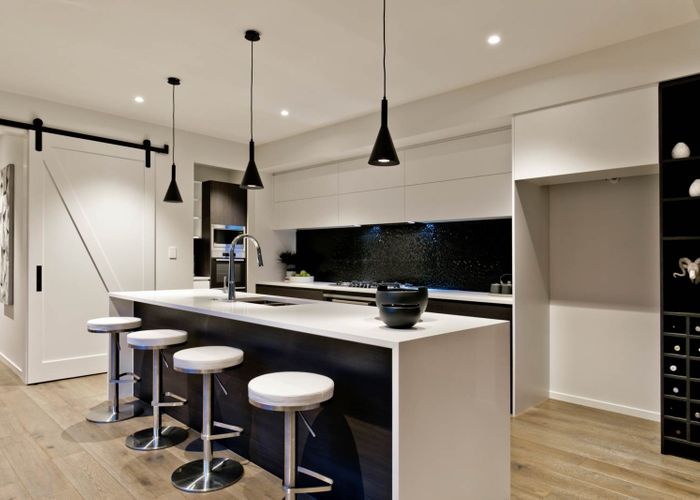  at 19 Roland Road, Greenhithe, Auckland