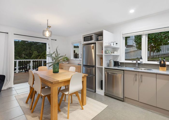 at 101 Island Bay Road, Beach Haven, North Shore City, Auckland