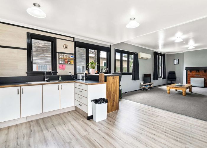  at 27 Galway Street, Grasmere, Invercargill