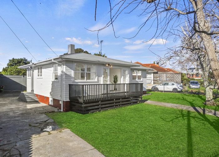  at 47 Clayton Avenue, Otara, Auckland