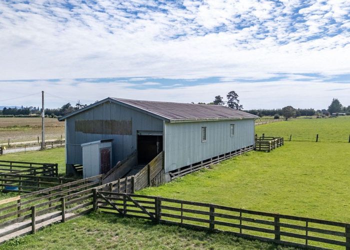  at 220 Tiffin Road, Carterton, Carterton, Wellington