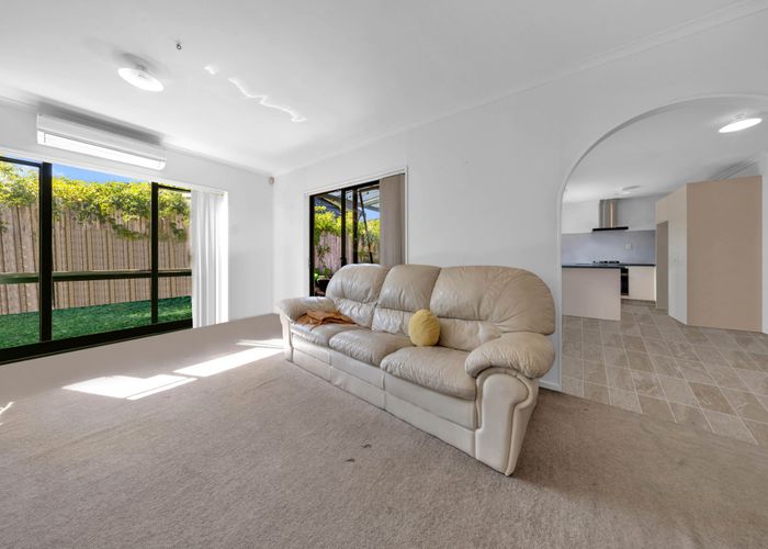  at 16 Matilda Place, Weymouth, Manukau City, Auckland