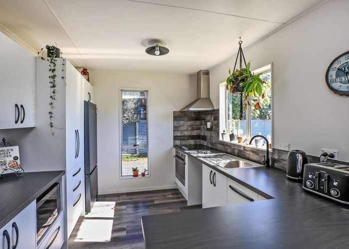  at 16 Scott Drive, Flaxmere, Hastings, Hawke's Bay