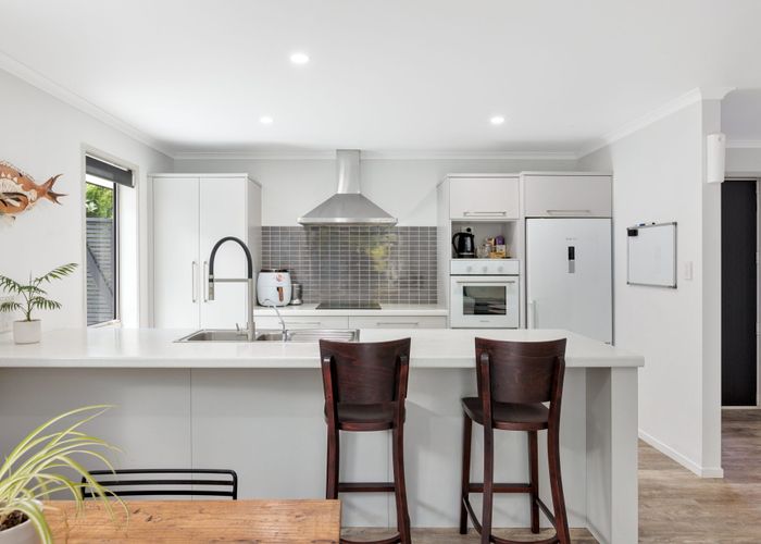  at 3 Horokaka Place, Papamoa Beach, Papamoa