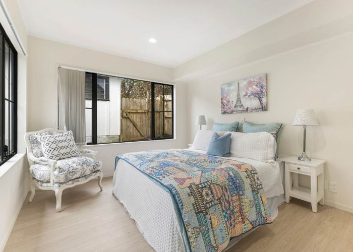  at 6a Sime Road, Hill Park, Manukau City, Auckland