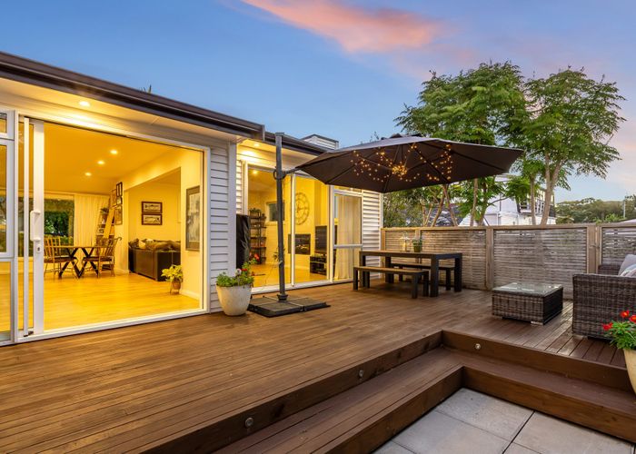  at 18 Colin Grove, Lower Hutt, Lower Hutt, Wellington
