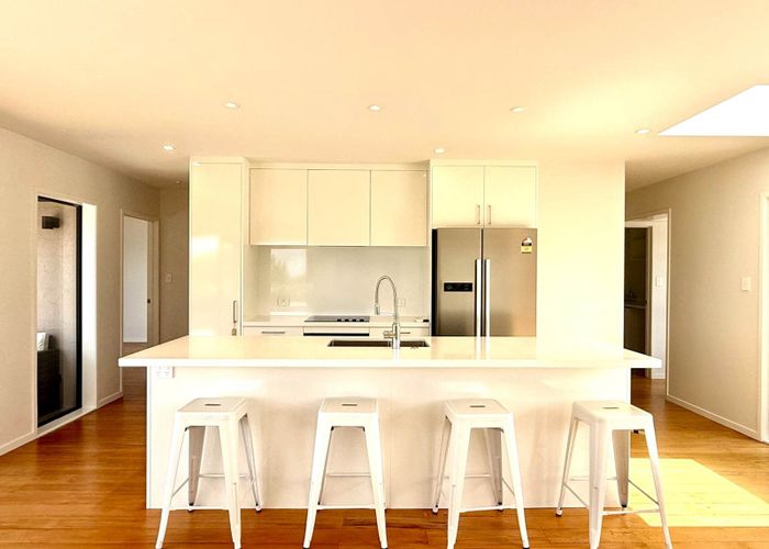  at 40A Hyde Road, Rothesay Bay, North Shore City, Auckland