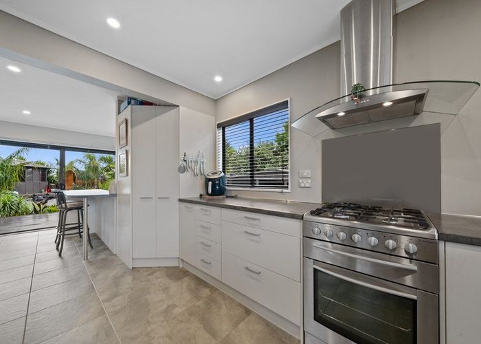  at 27 Chums Road, Paraparaumu Beach, Kapiti Coast, Wellington