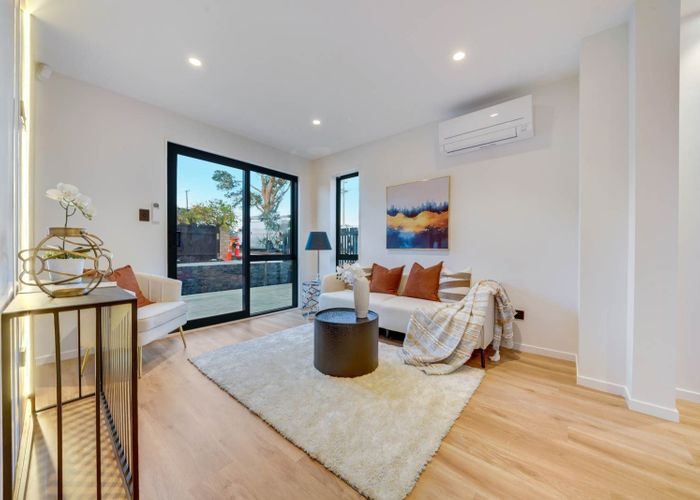  at 511 Massey Road, Mangere, Manukau City, Auckland