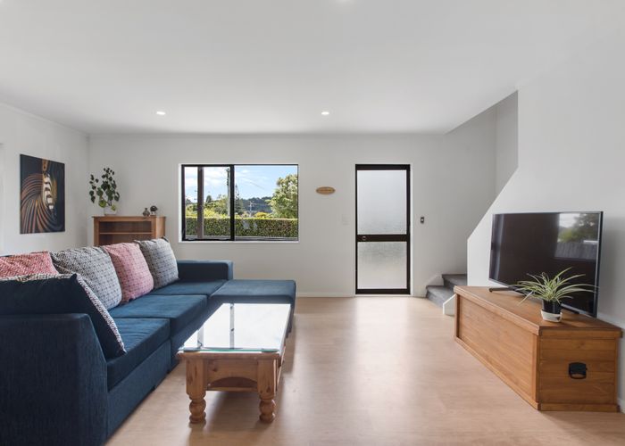  at 1/105 Lancaster Road, Beach Haven, Auckland