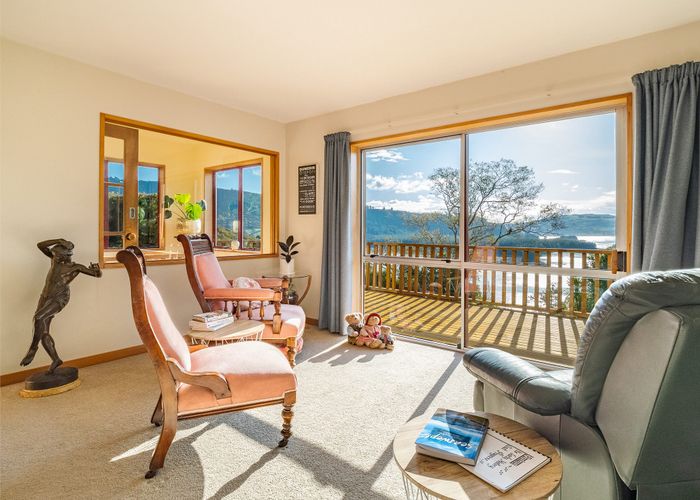  at 17 Mopanui Street, Purakaunui, Port Chalmers