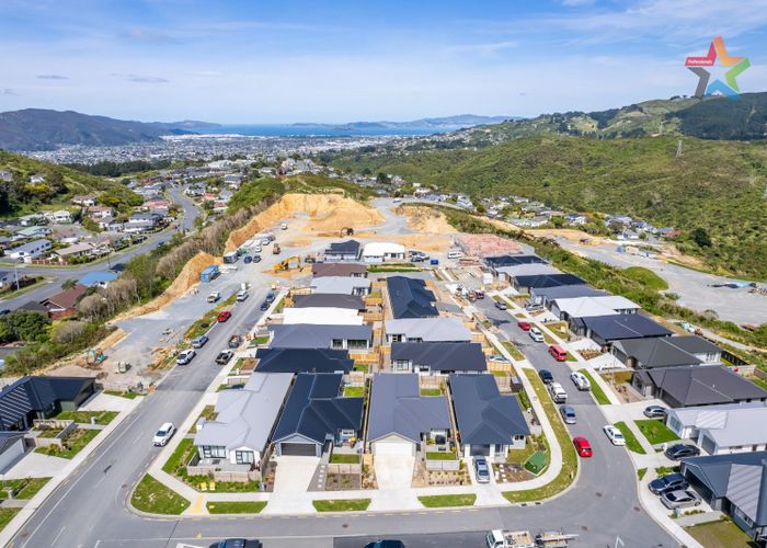  at 8 Kairaumati Crescent, Kelson, Lower Hutt