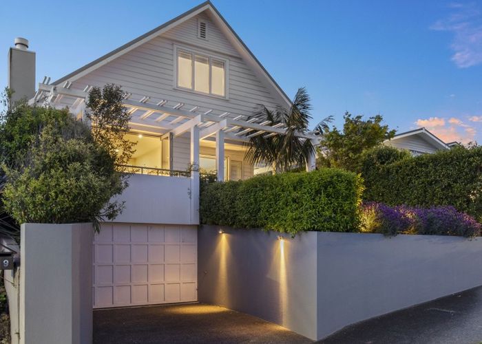  at 7 Westmere Crescent, Westmere, Auckland