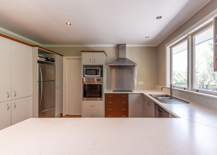  at 15 Clark Place, Hillcrest, Hamilton