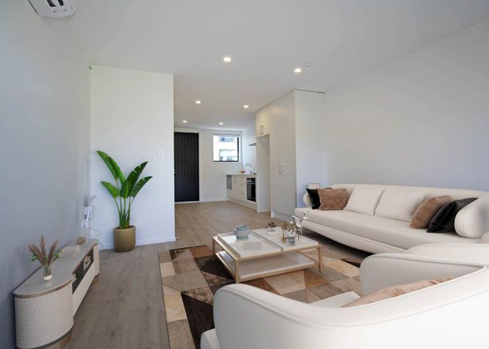  at 18 Rutland Road, Mount Wellington, Auckland