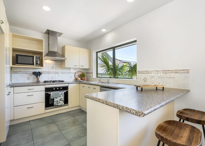 at 182C Mokoia Road, Birkenhead, North Shore City, Auckland
