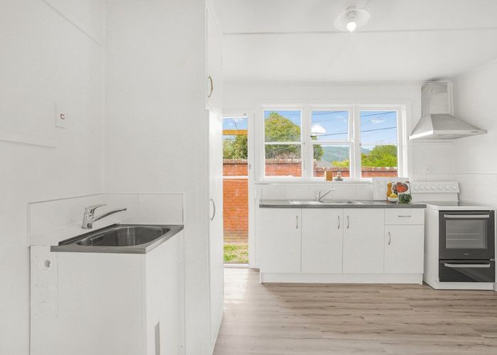  at 1/3 Huia Grove, Elderslea, Upper Hutt