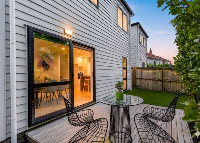  at 1A Inglewood Street, Wai O Taiki Bay, Auckland City, Auckland