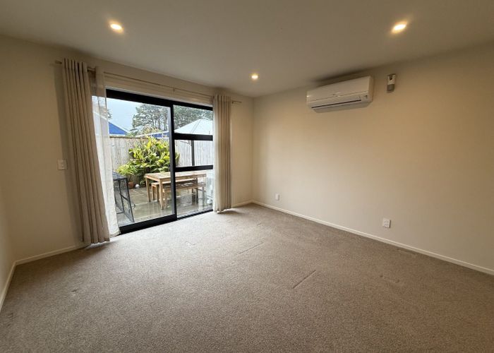  at 2/35 Sladden St, Naenae, Lower Hutt, Wellington