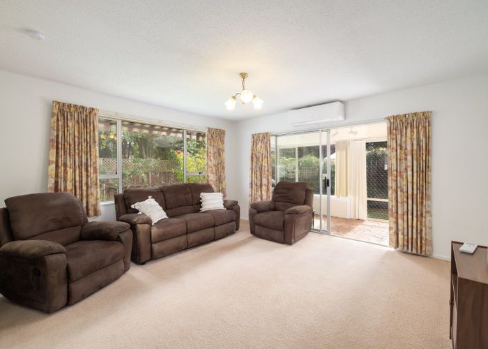  at 2/45 Valecrest Avenue, Parklands, Christchurch