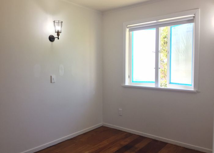  at 5/1710 Great North Road, Avondale, Auckland City, Auckland