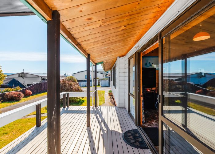  at 14 and 15 Tobin Place, Richmond Heights, Taupo, Waikato