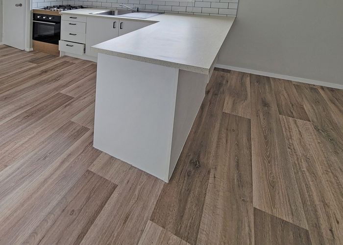  at 3 Huruhuru Road, Massey, Waitakere City, Auckland