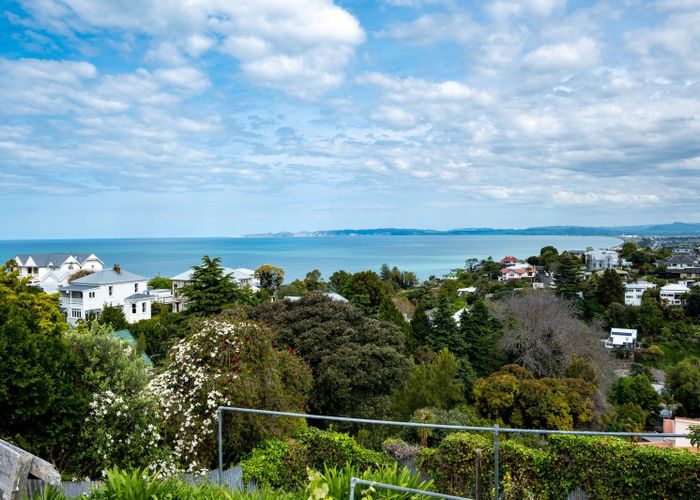  at 12 Lighthouse Road, Bluff Hill, Napier