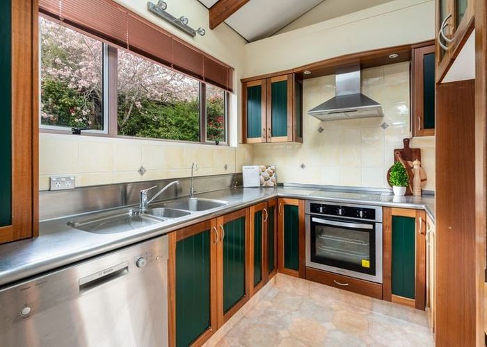  at 27 Elliffe Place, Shiel Hill, Dunedin