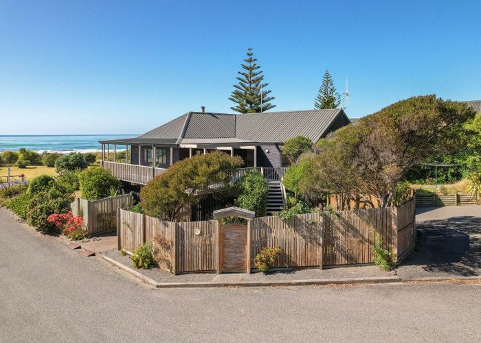  at 1 Buxton Place, Gore Bay, Cheviot