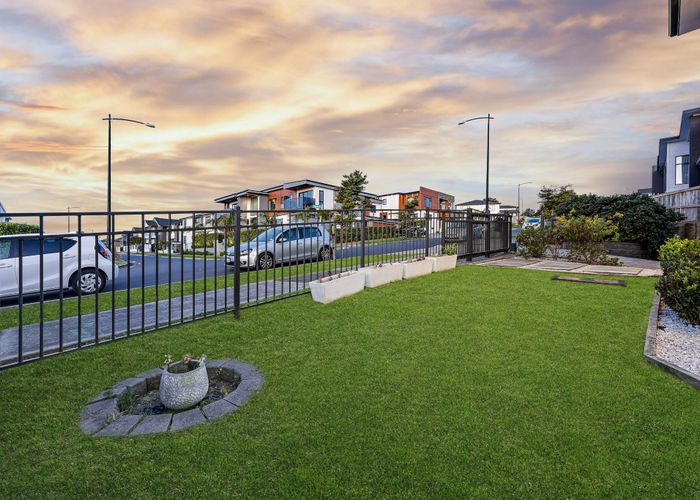  at 43 Matahae DR, Flat Bush, Auckland