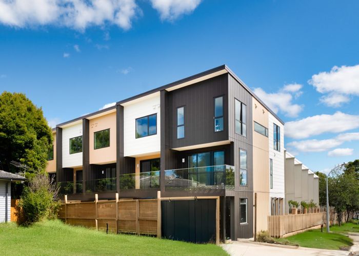  at 12 South Pacific Place, Henderson, Auckland