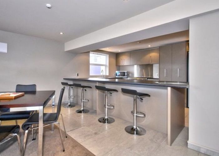  at 6/2 Manor Place, City Centre, Dunedin, Otago