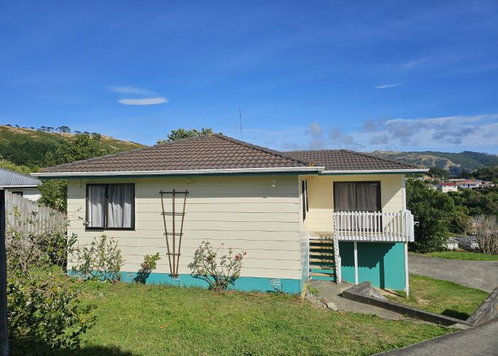 at 34 Northumberland Street, Cannons Creek, Porirua, Wellington
