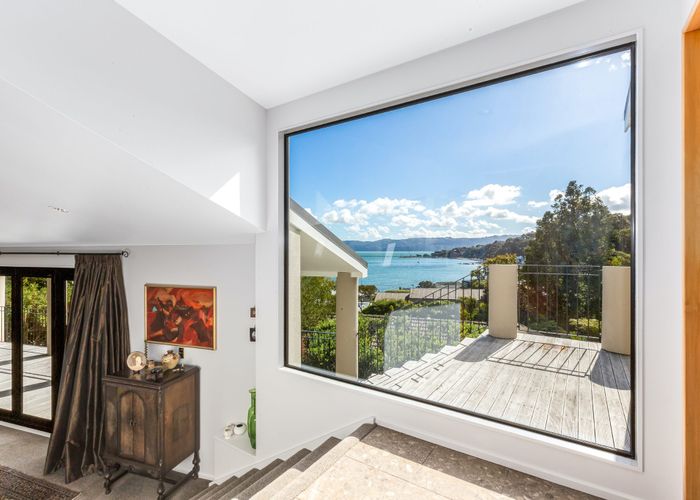  at 52 Walter Road, Lowry Bay, Eastbourne, Lower Hutt, Wellington