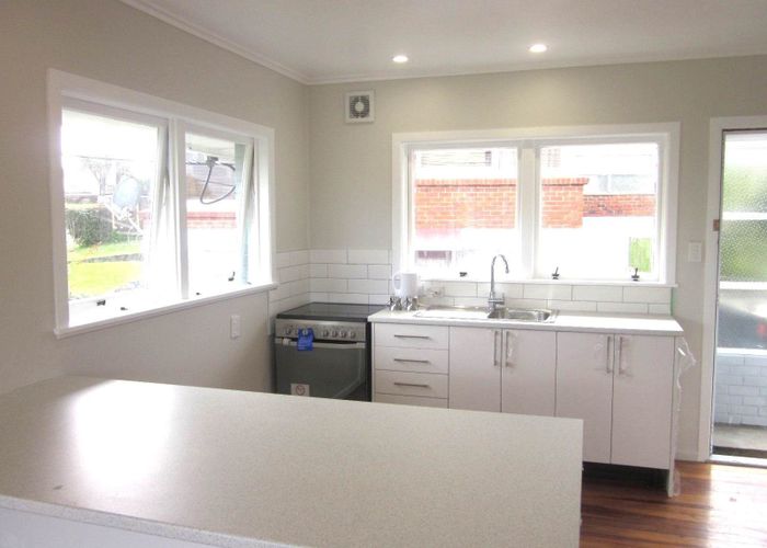  at 27A Montgomery Avenue, Belmont, North Shore City, Auckland