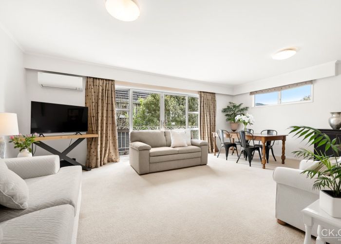  at 52b Queens Grove, Lower Hutt, Lower Hutt, Wellington