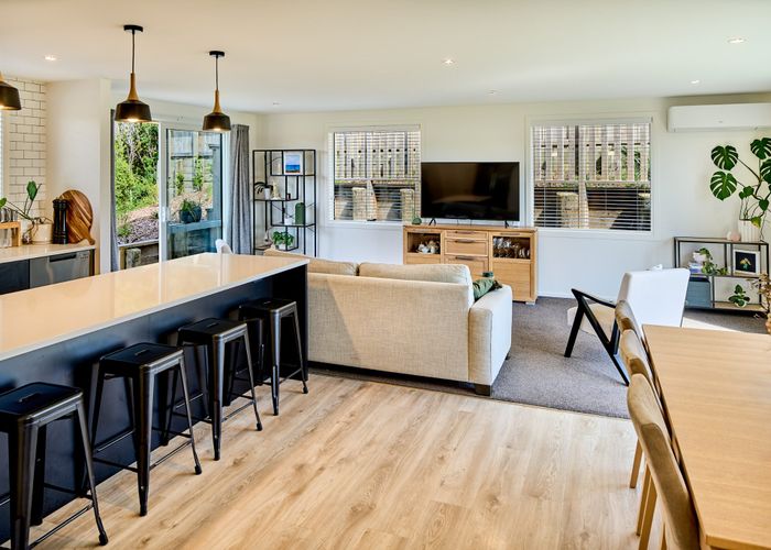  at 10 Topsail Way, Whitby, Porirua, Wellington