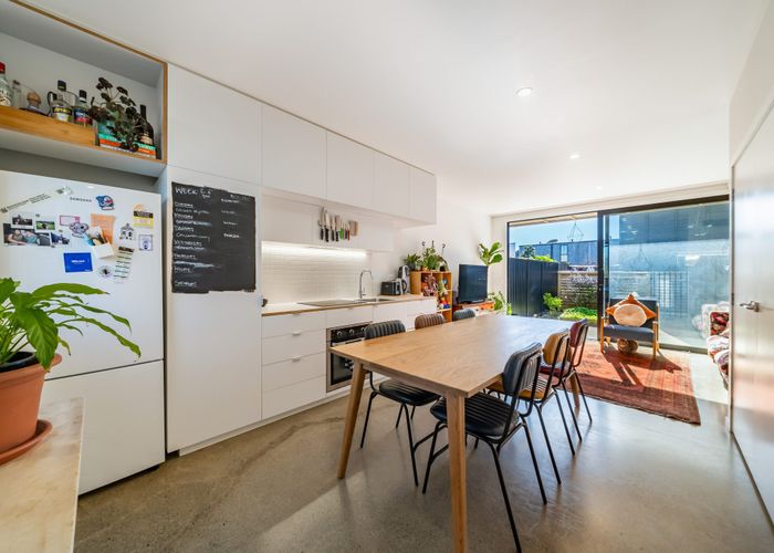  at 433B Jackson Street, Petone, Lower Hutt