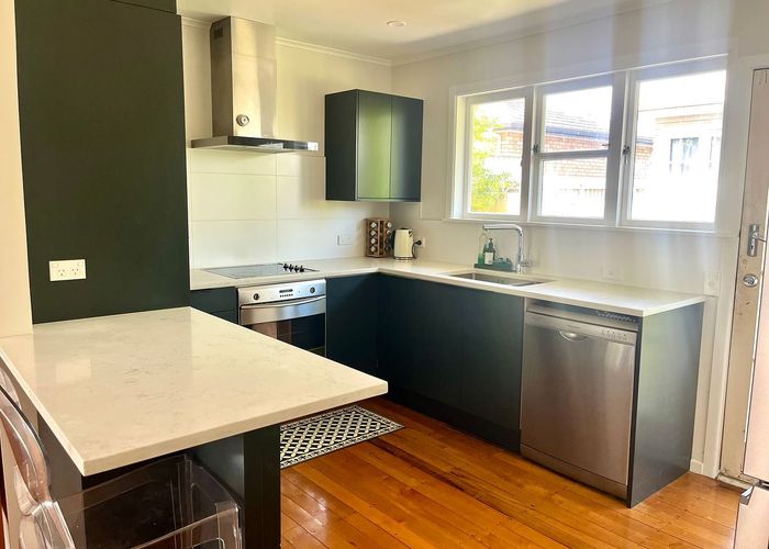  at 1/31 Raines Avenue, Forrest Hill, North Shore City, Auckland