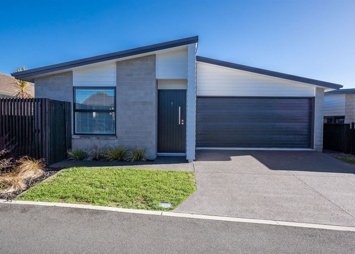  at 1/6 Landell Place, Harrowfield, Hamilton