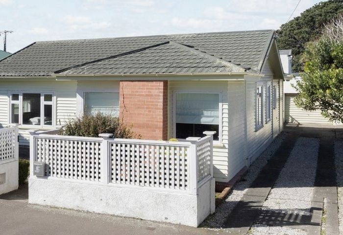  at 39 Hector Street, Seatoun, Wellington