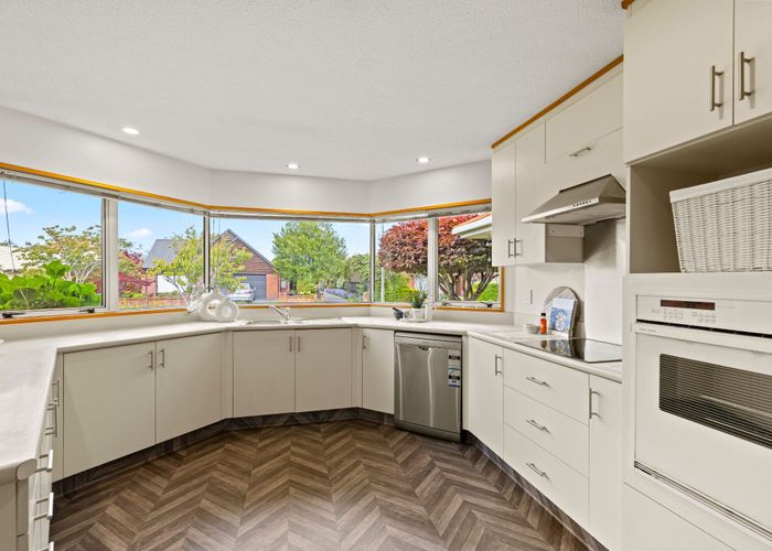  at 51 Berkshire Drive, Avonhead, Christchurch