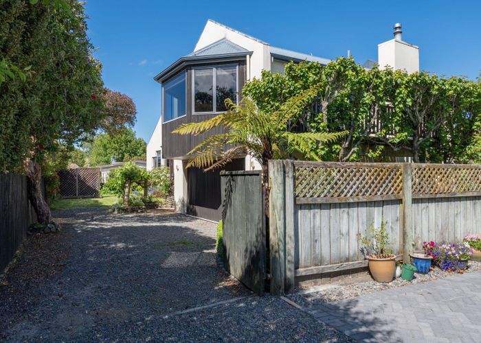  at 2/15 Weka Road, Waipahihi, Taupō