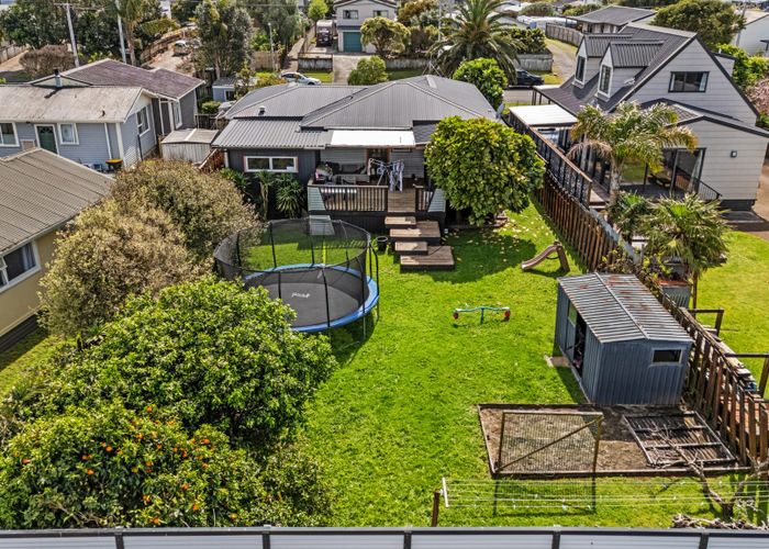  at 26 Simpson Road, Papamoa Beach, Tauranga, Bay Of Plenty